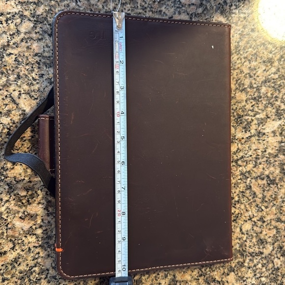 Premium Genuine Leather Tablet Case – Handcrafted, Elegant, and Durable - Picture 2 of 5